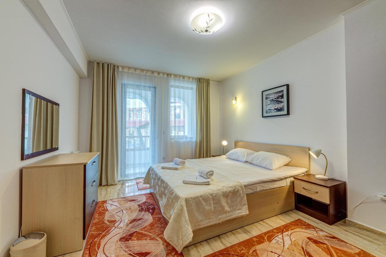 Bright And Spacious 2-Bdr Apartment With Balcony By Flat Mаnager Pamporovo Bagian luar foto